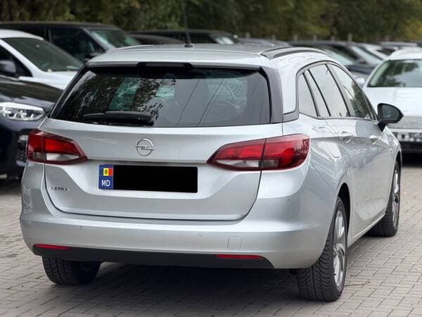 Opel Astra 2020 — Миниатюра 3