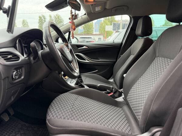 Opel Astra 2020 — Миниатюра 5