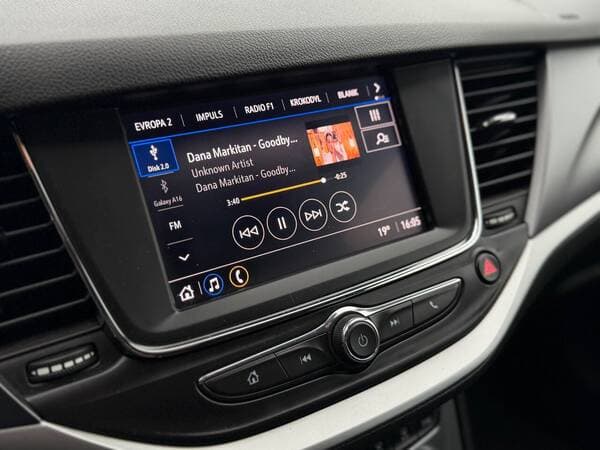 Opel Astra 2020 — Миниатюра 11