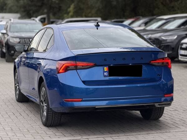 2021 Skoda Octavia — Miniatură 3