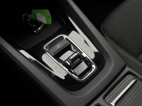 2021 Skoda Octavia — Miniatură 12