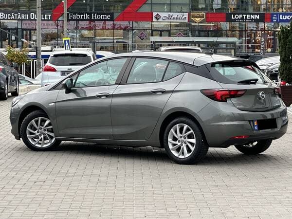 Opel Astra 2020 — Миниатюра 4