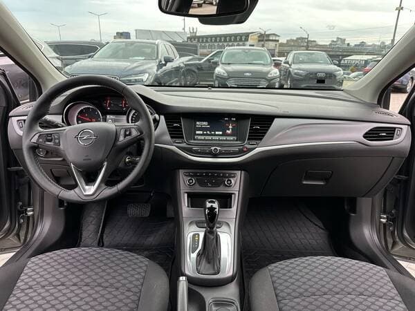 Opel Astra 2020 — Миниатюра 7