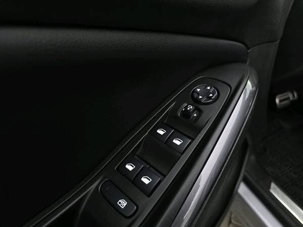 Opel Grandland X 2019 — Миниатюра 18