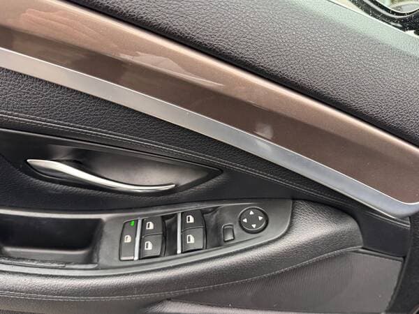 BMW 520 2013 — Миниатюра 18