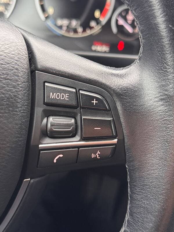BMW 520 2013 — Миниатюра 7