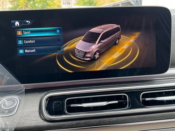 Mercedes V 300 2026 — Миниатюра 17