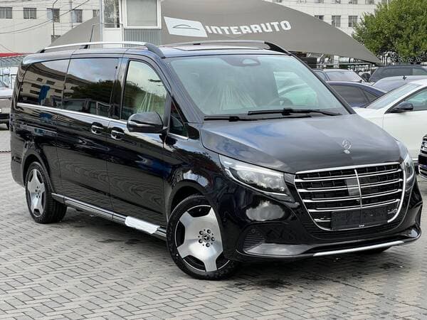 Mercedes V 300 2026 — Миниатюра 2