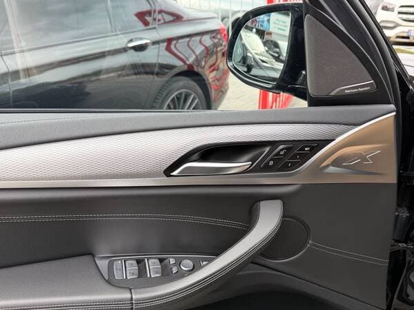 BMW X3 3.0i 2020 — Миниатюра 16