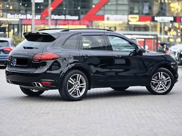 Porsche Cayenne S 2013 — Миниатюра 3