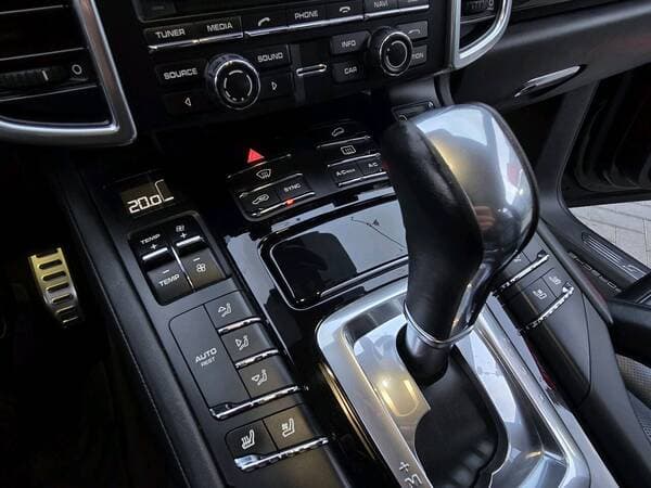 Porsche Cayenne S 2013 — Миниатюра 12