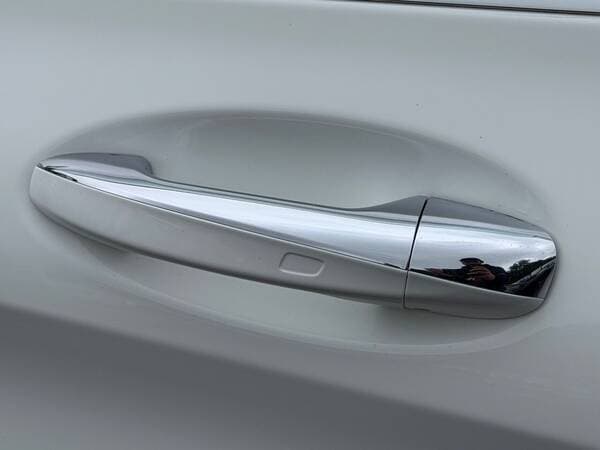Mercedes C 300 2018 — Миниатюра 5