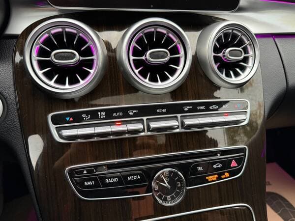 Mercedes C 300 2018 — Миниатюра 13