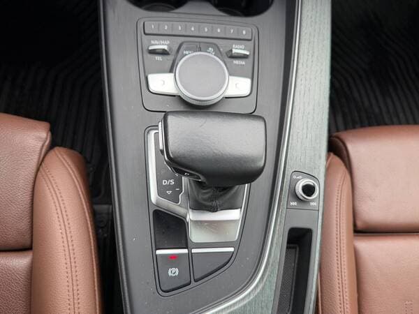Audi A4 2017 — Миниатюра 13