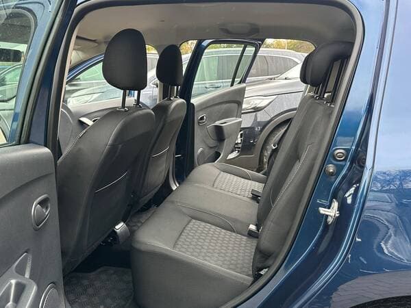 2016 Dacia Sandero — Miniatură 12