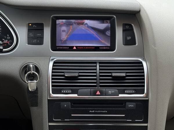 Audi Q7 2011 — Миниатюра 10