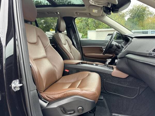 Volvo XC 90 2020 — Миниатюра 8