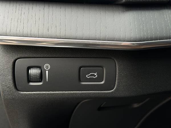 Volvo XC 90 2020 — Миниатюра 22