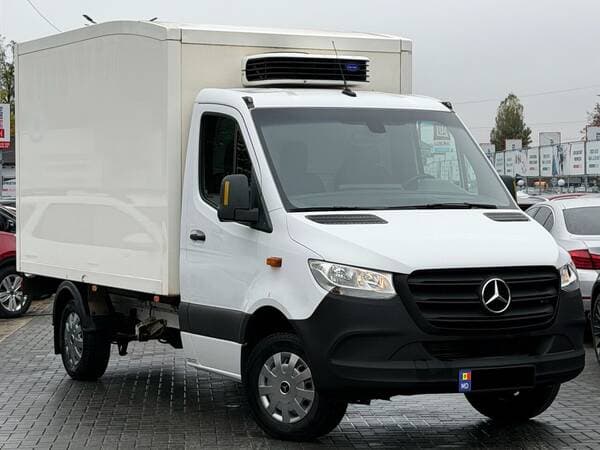 2020 Mercedes Sprinter — Miniatură 2