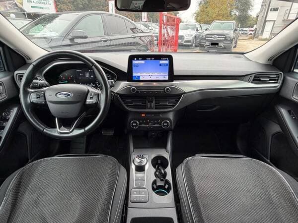 2019 Ford Focus — Miniatură 8