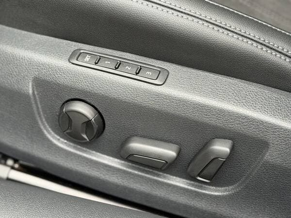 2022 Skoda Superb — Miniatură 13