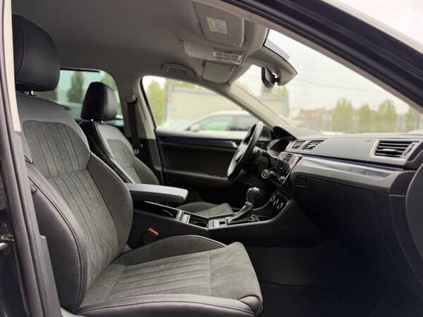 2022 Skoda Superb — Miniatură 6
