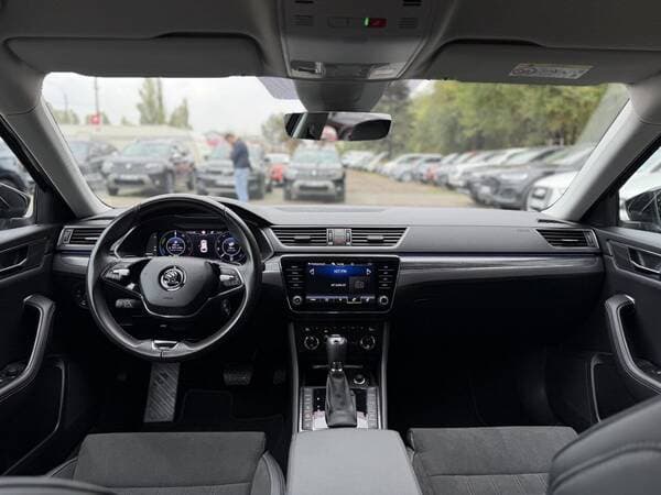 2022 Skoda Superb — Miniatură 7