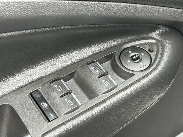 Ford Kuga 2018 — Миниатюра 16