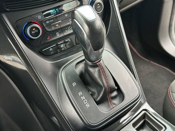 Ford Kuga 2018 — Миниатюра 14