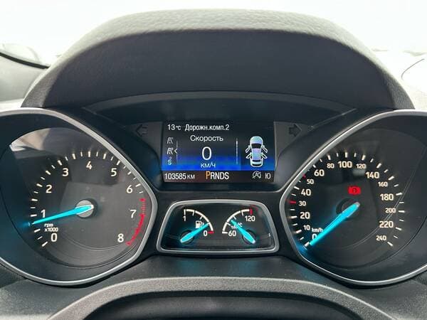 Ford Kuga 2018 — Миниатюра 10
