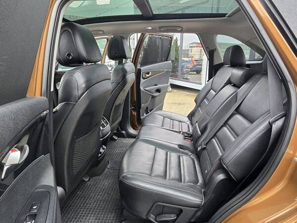 2014 Kia Sorento — Miniatură 18