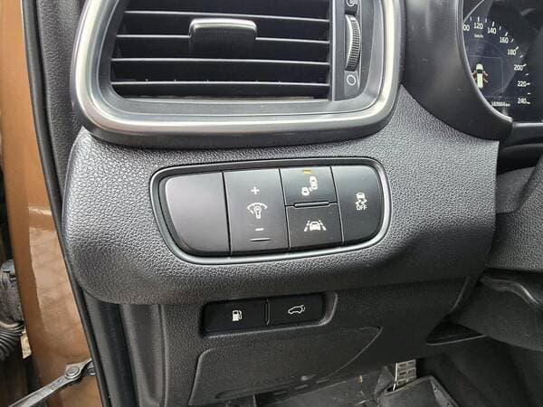 2014 Kia Sorento — Miniatură 15