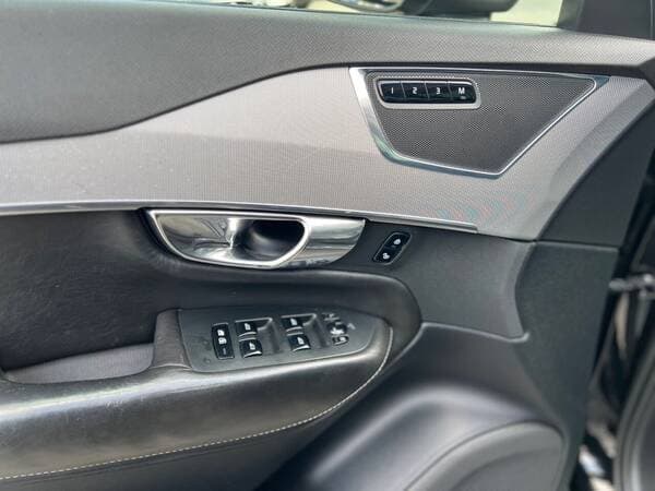 2016 Volvo XC 90 — Miniatură 17
