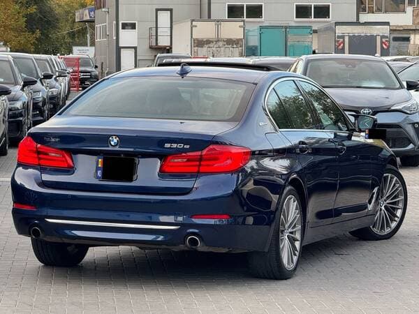 2018 BMW 530e — Miniatură 4
