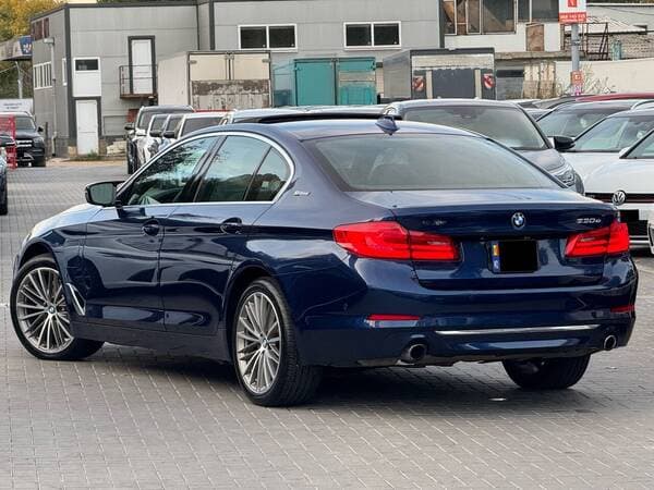 2018 BMW 530e — Miniatură 3