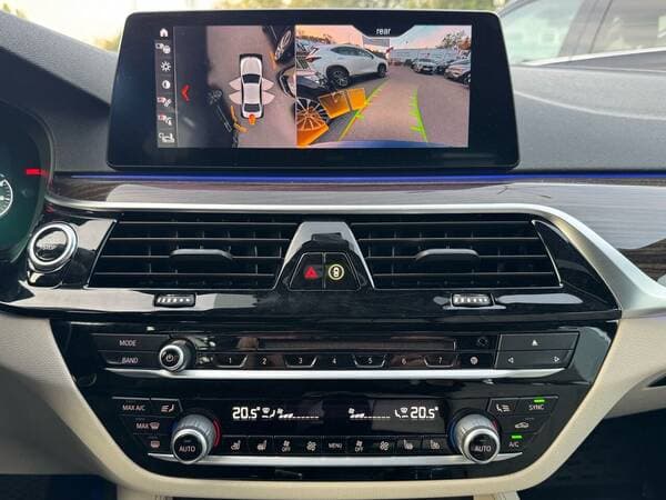 2018 BMW 530e — Miniatură 13