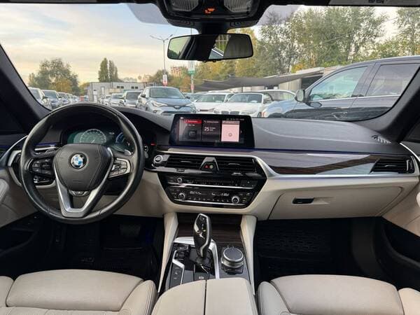 2018 BMW 530e — Miniatură 7