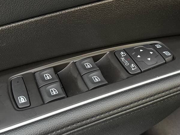Renault Talisman 2016 — Миниатюра 13