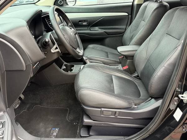2013 Mitsubishi Outlander — Miniatură 7