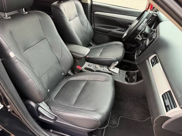 2013 Mitsubishi Outlander — Miniatură 8