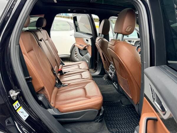 2018 Audi Q7 — Miniatură 15