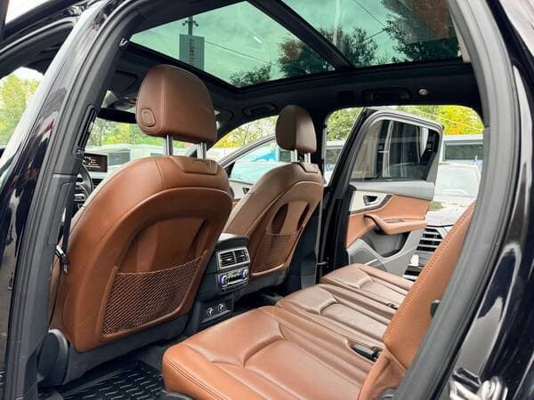 2018 Audi Q7 — Miniatură 17