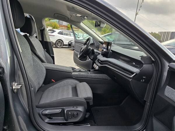 2024 Skoda Superb — Miniatură 8
