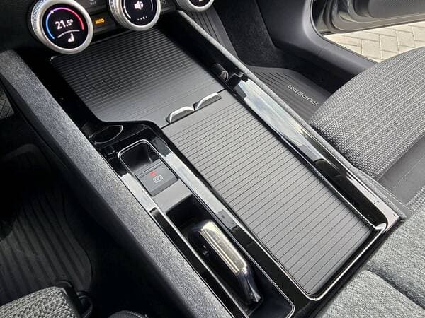 2024 Skoda Superb — Miniatură 17