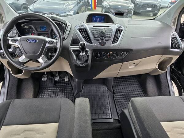 2017 Ford Transit — Miniatură 7