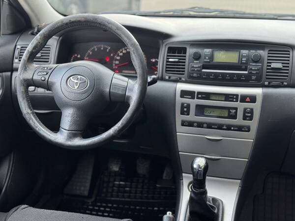2005 Toyota Corolla — Miniatură 8