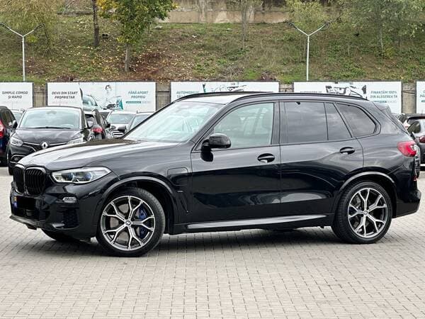 2021 BMW X5 4.5e — Miniatură 2