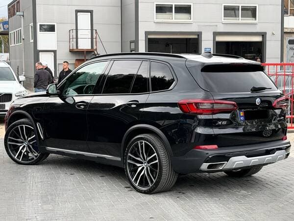 BMW X5 4.5e 2019 — Миниатюра 4