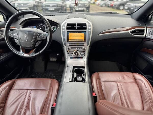 2019 Lincoln MKZ — Miniatură 9