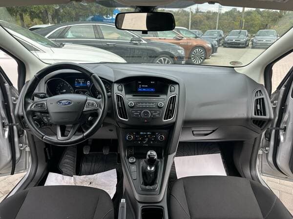 2015 Ford Focus — Miniatură 6